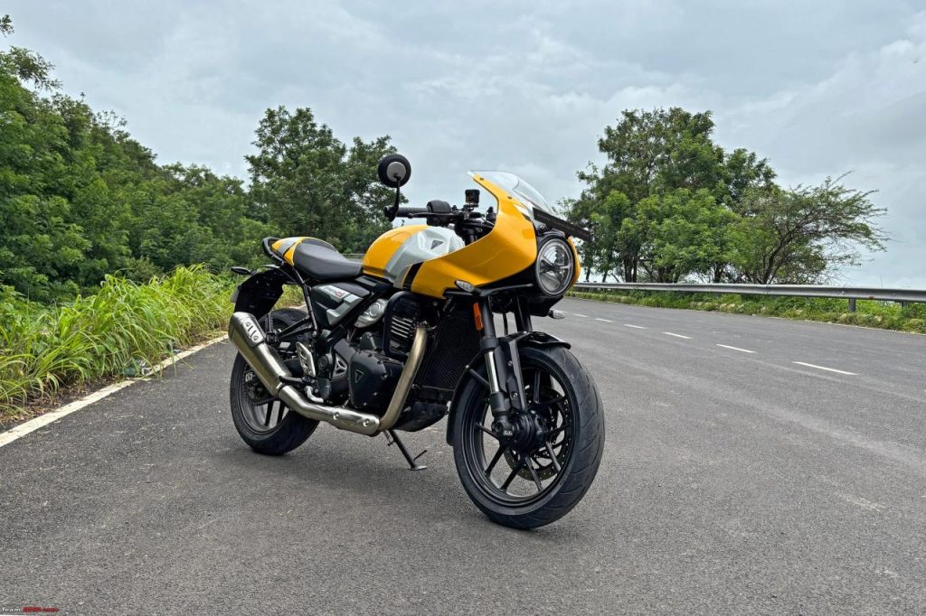 2025 Triumph Thruxton 400