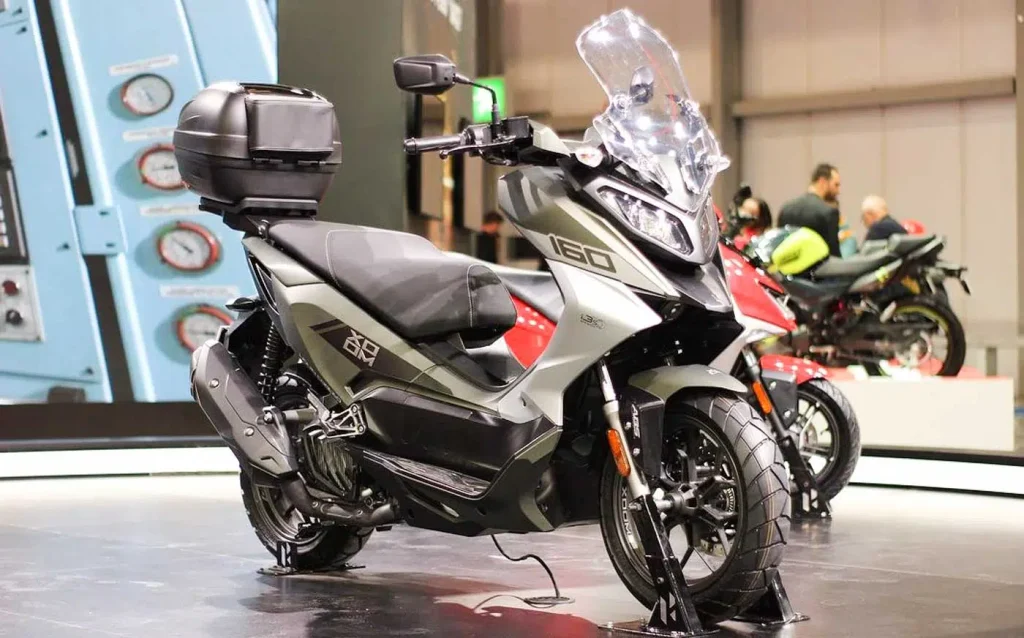 Hero Xoom 160 ADV Scooter