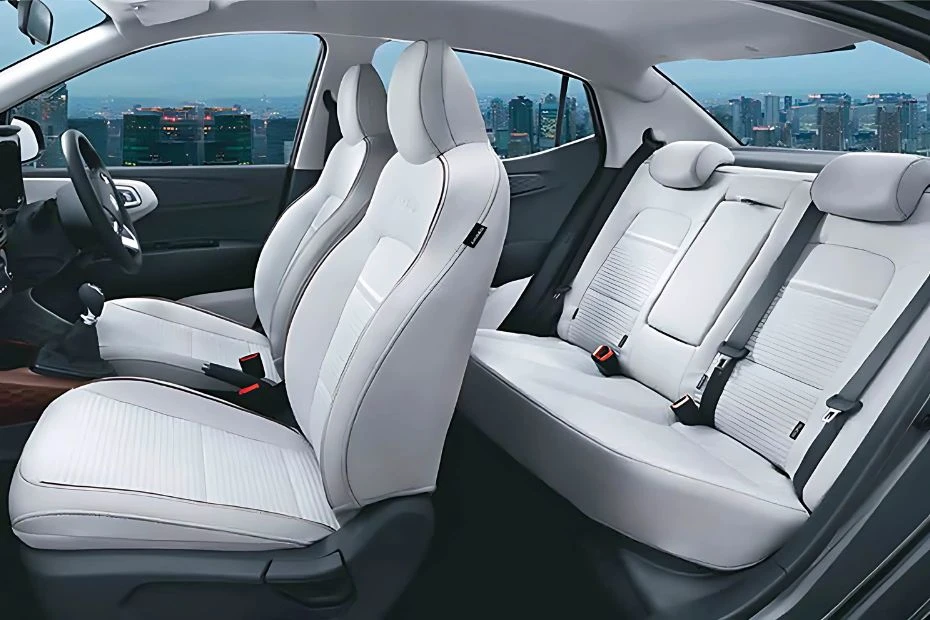 Hyundai Aura SX Interior