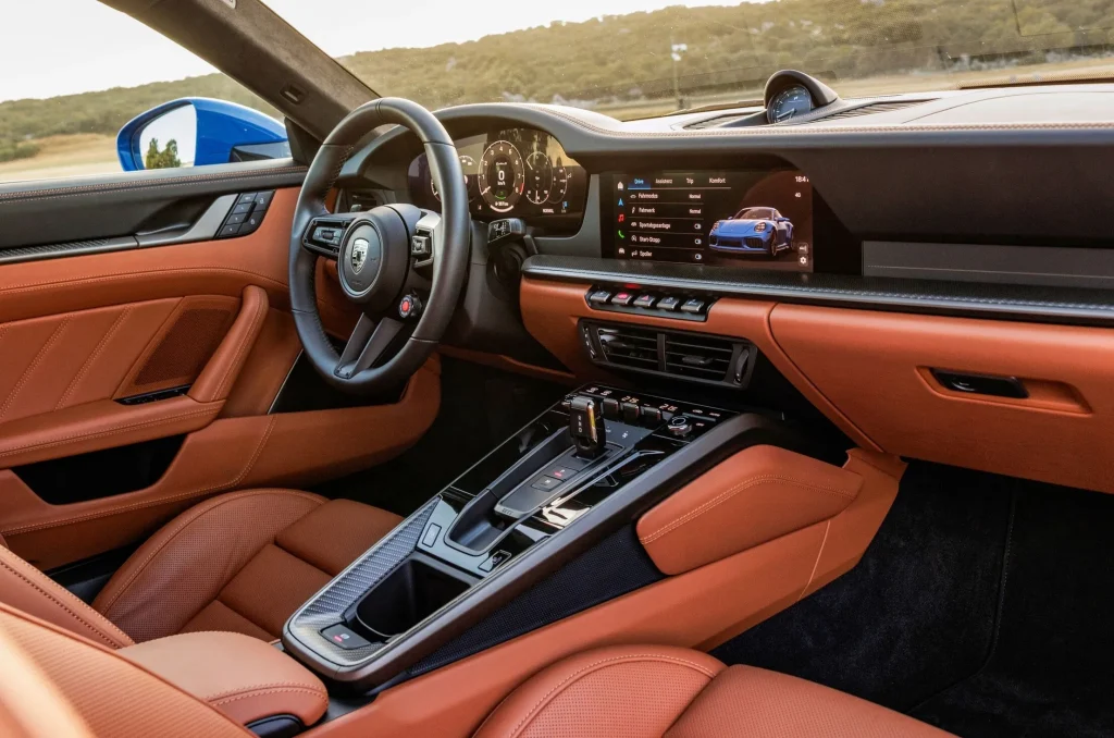 Porsche 911 Turbo S Interior
