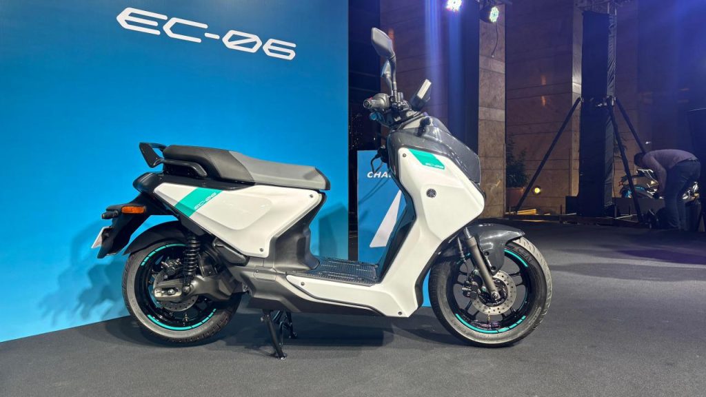 River Indie Yamaha EC 06