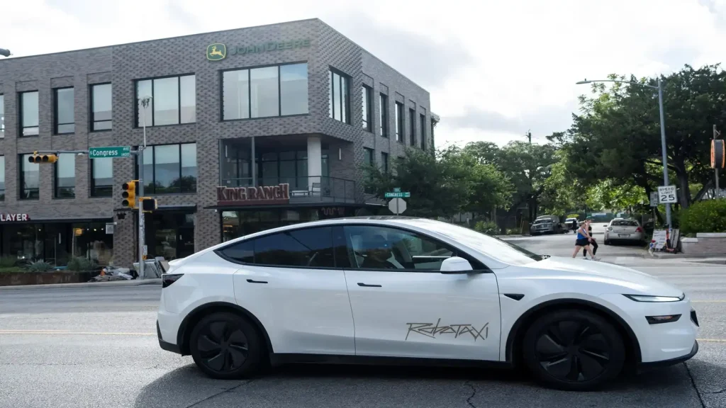 Tesla Secures Arizona Permit For Robotaxi